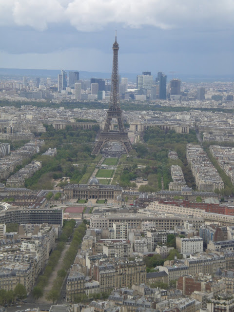 Kreativstöbern mit Hobbyschneiderinnen in Paris