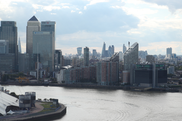 London Greenwich - Futuristischer Blick auf London mit neuer Skyline London