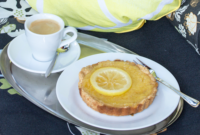 Sommerliche Rezepte für einen erfrischenden Kuchen. Zitrone: Sauer macht lustig und erfrischt