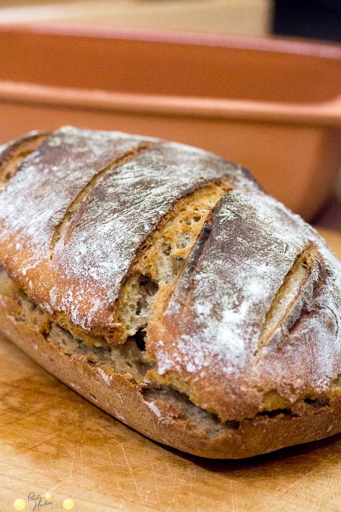 Dinkelbrot mit frischem Sauerteig im Römertopf gebacken — Pearl&amp;#39;s Harbor